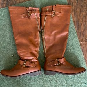 Women’s Brown Boots- Perfect for upcoming fall outfits!